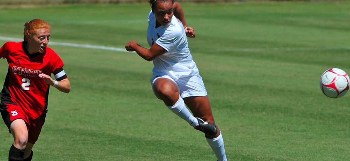 Inès Jaurena Joueuse de soccer à Florida State