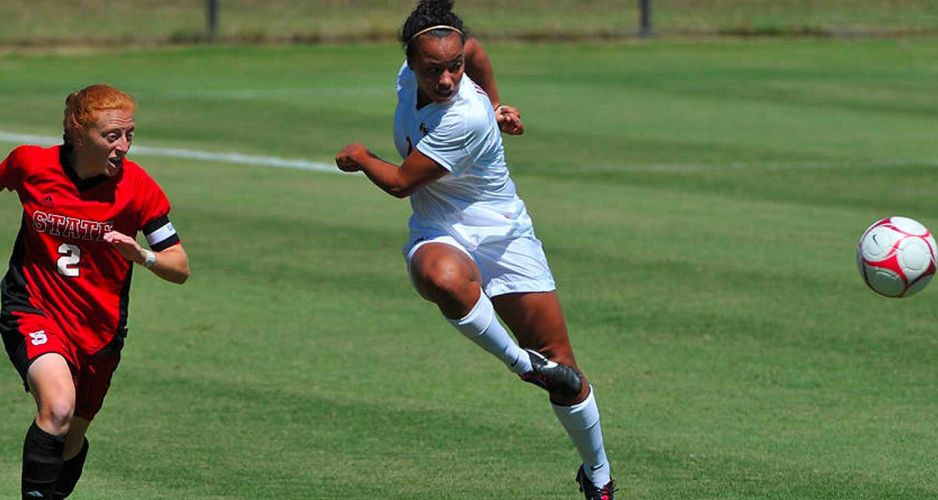 Inès Jaurena Joueuse de soccer à Florida State