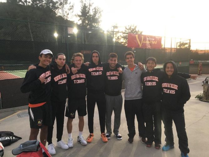 Ventura College Men's Tennis Team 2019/2020