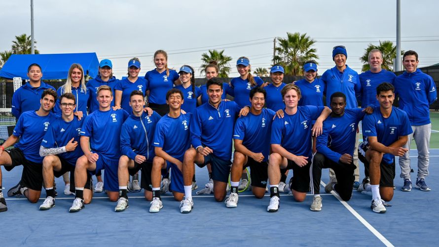 TAMUCC Men's Tennis Team 2018/2019